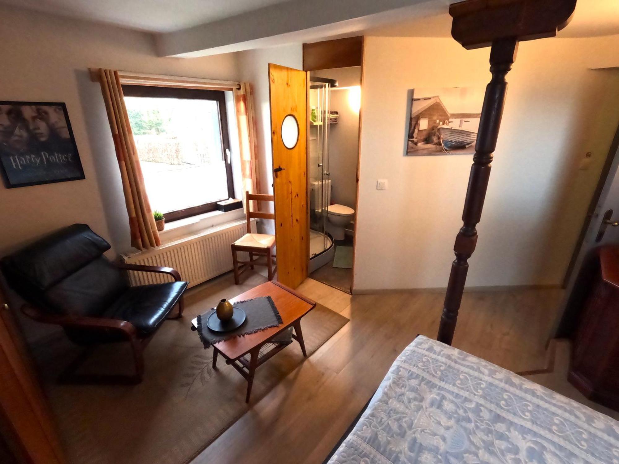 Aux Deux Amis Apartamento Stavelot Exterior foto
