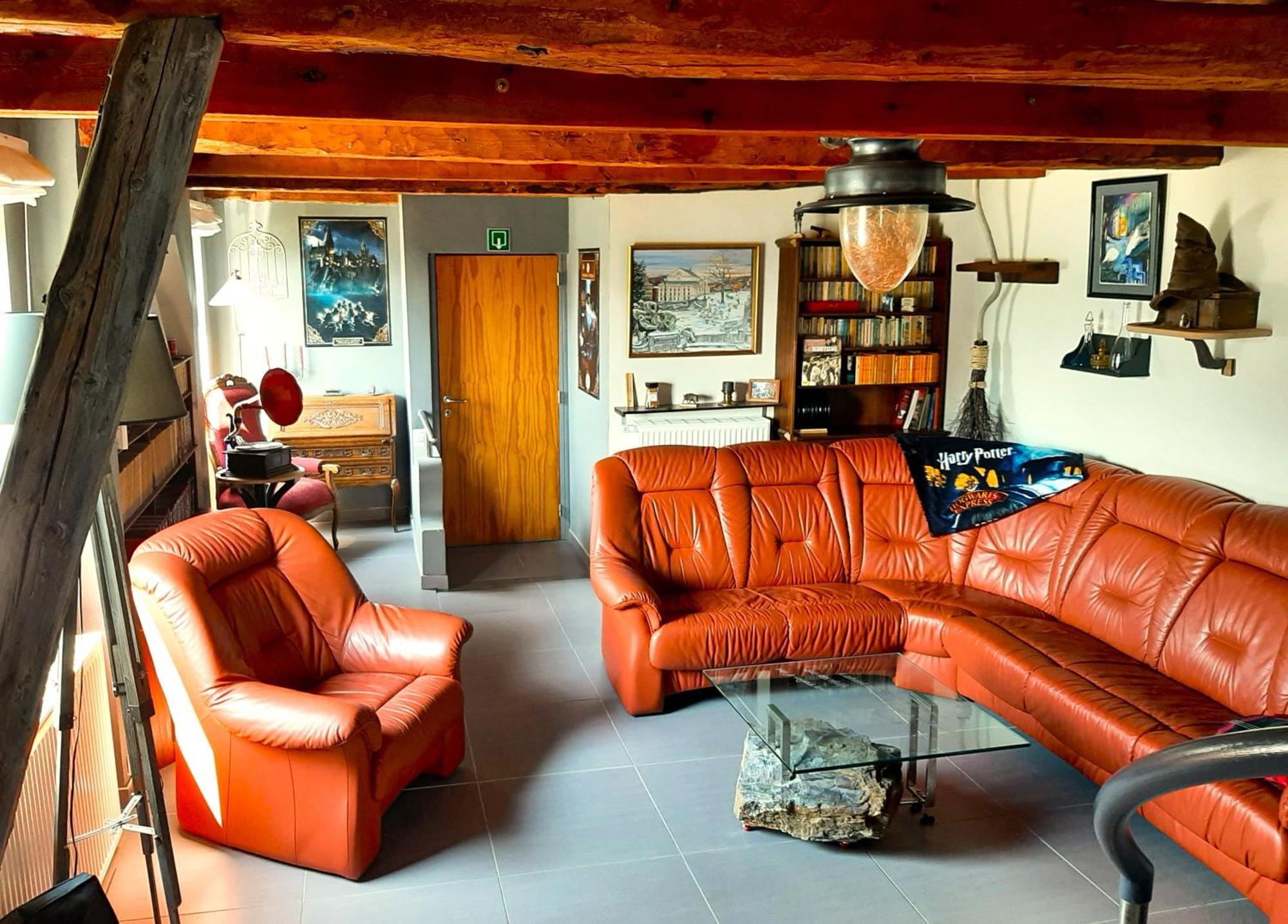 Aux Deux Amis Apartamento Stavelot Exterior foto